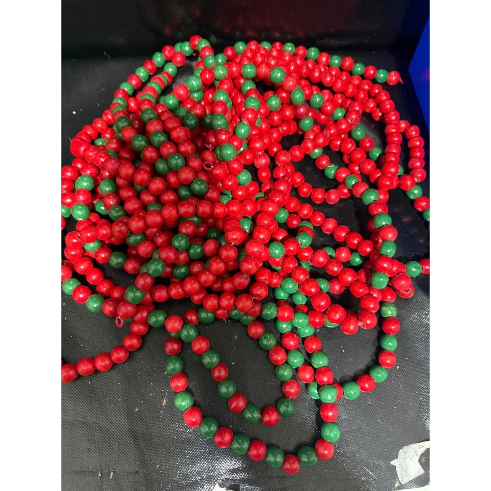 N/A festive red